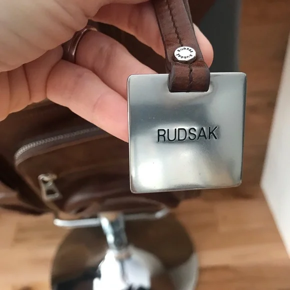 Sac Rudsak - Picture 5 of 8